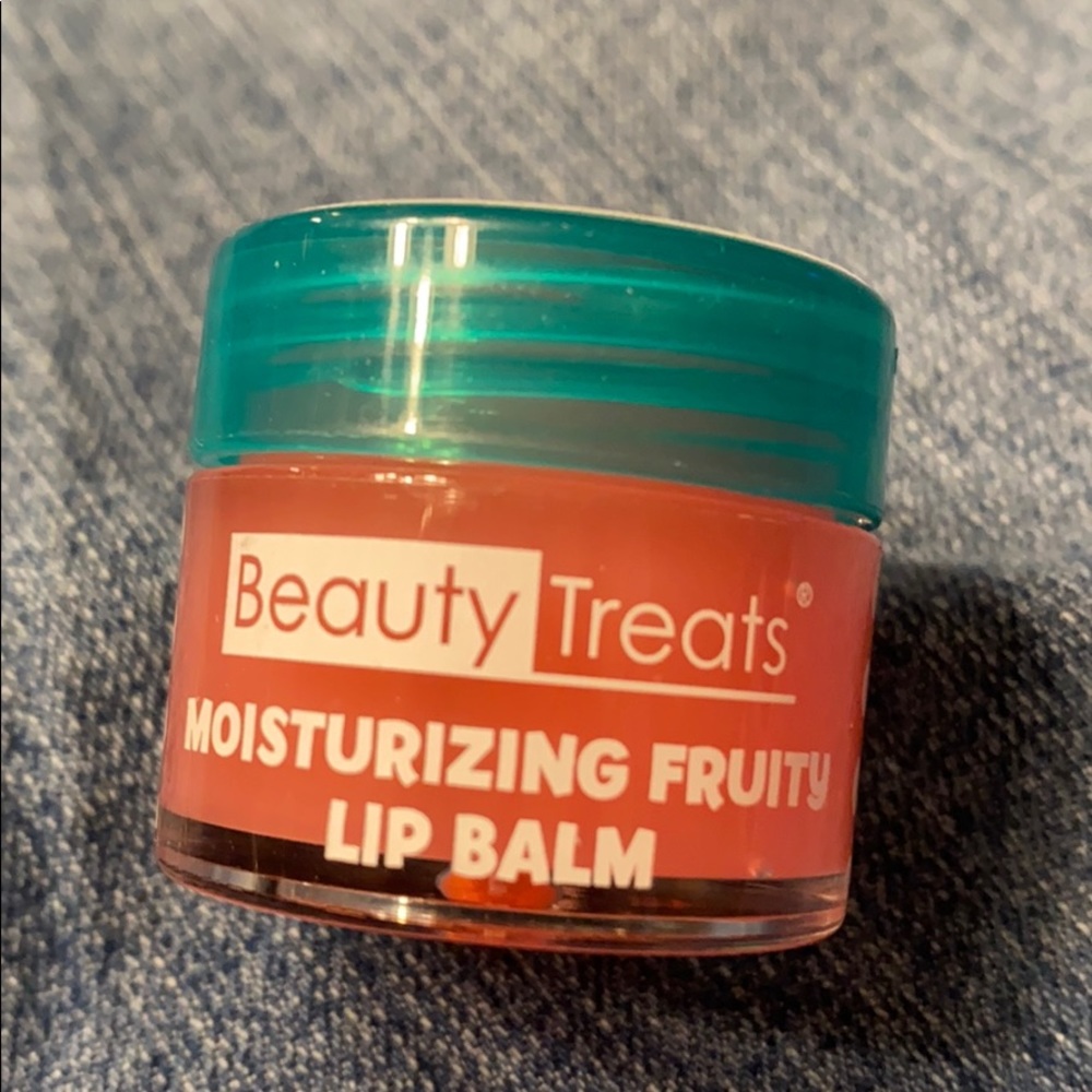LIP BALM
